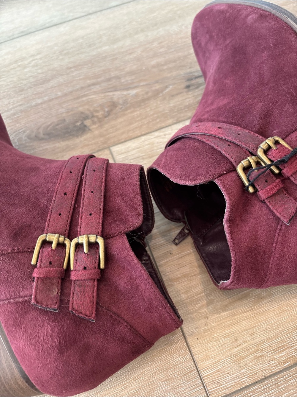 Sonoma Esme Suede Ankle Bootie in Burgundy Size 9 - Picture 9 of 11